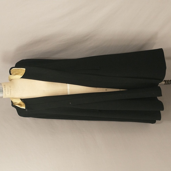 Vintage Black Wool Cape Hooded 40" Long Deep Hood Neck Tie Holes Costume or Fix - Picture 7 of 12